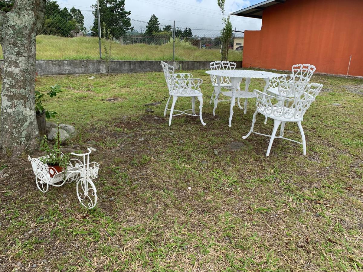 Cabanas Guadalupe Volcan Exterior photo